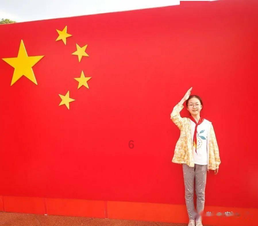相同性别可以互相喜欢吗？我经常想起比我大5岁的男生很难受怎么办？游戏画面